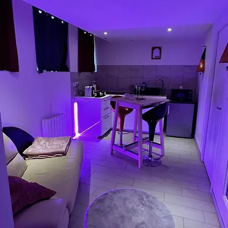 Chateau Coquin Konukevi *